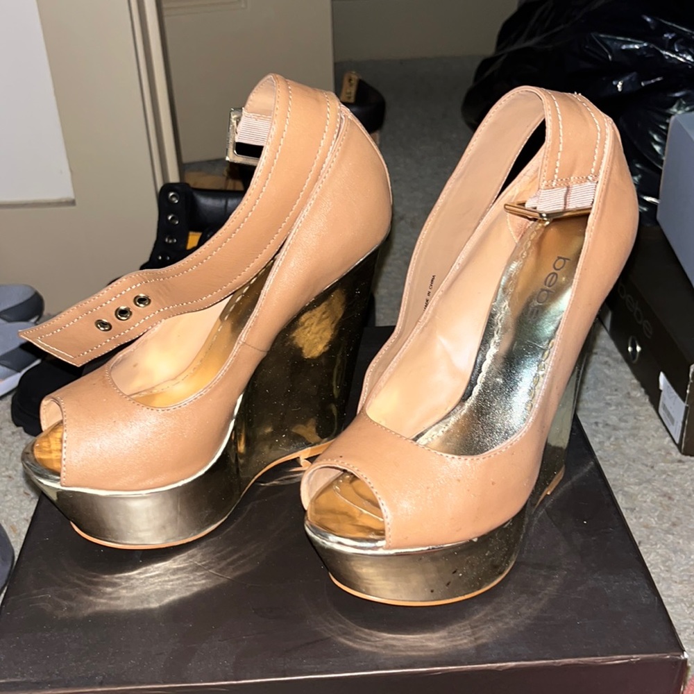 Bebe coffee brown and gold wedge heels